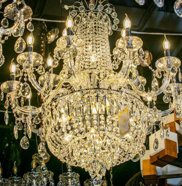 Chandelier for hotel | Perfect Chandeliers for Hotels in Corona Del Mar